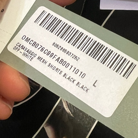 Off-White, men’s Large, shorts - Picture 12 of 13